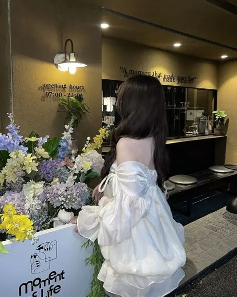 Ghim của Panda trên xcc trong 2025 | Nữ thần, Khuôn mặt nữ, Con gái