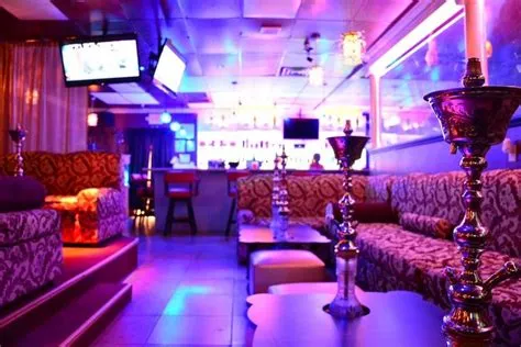 en Lovely Jubbly Hubbly Bubbly Hookah Lounge Bar