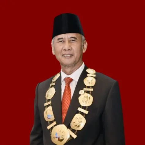 Pimpinan Organ Pengelola - UNSIKA