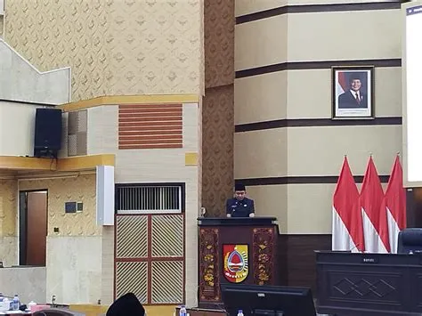 Bupati Jember Jelaskan Kenapa Legislator Tidak Harus Selalu Ngantor ...