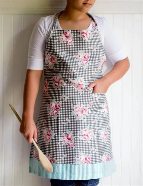1 Yard Magic Free Apron Pattern | Free apron pattern, Sewing aprons ...