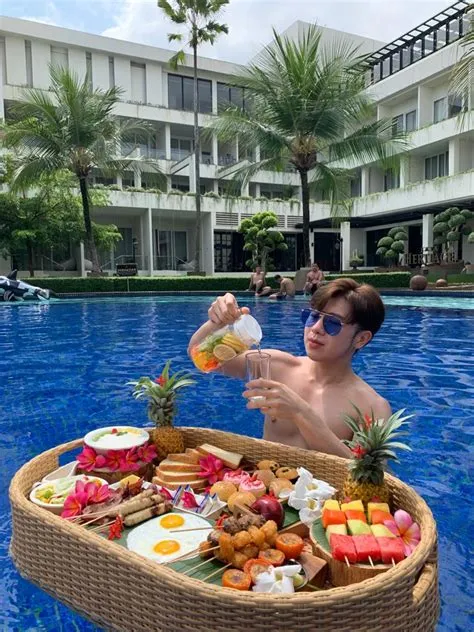 Floating Breakfast - Java Heritage