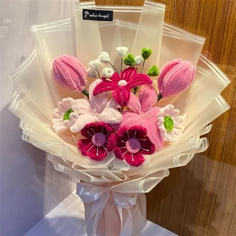 FLORIST JEMBER | PIPE FLOWER SPECIALIST (@nakiee.bouquet) • Instagram ...