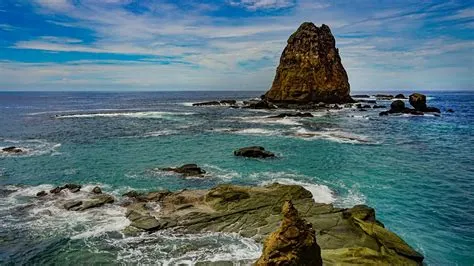 Pantai Papuma Jember: Lokasi, Daya Tarik, Tiket, dan Jam Buka