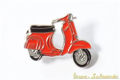 Vespa Schmiede | Ersatzteile & Nachfertigungen | Vespa - Pin - "Vespa ...
