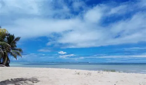 Kitesurfing in Anse aux Pins - Mahe Island, Pointe la Rue, Seychelles ...