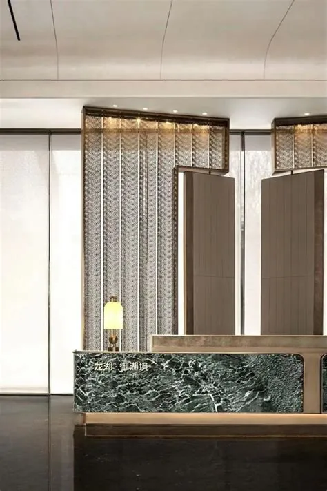 de ccccccccccc M en 你创建的 Pin 图 en 2025 | Diseño de mostrador ...