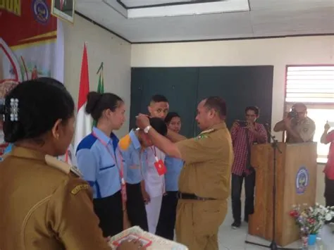 SMKN 6 Ambon Lepas Peserta PKL – porostimur.com