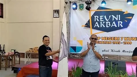 Dihadiri Bupati, Reuni Akbar SMPN 7 Kuningan Berlangsung Meriah dan ...