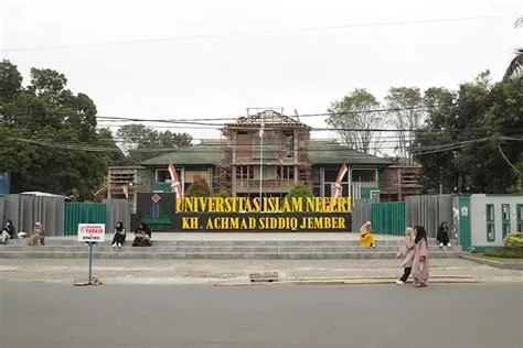 Belum Genap Seminggu Jabat Rektor UIN KHAS Jember, Prof Hepni Zein Akan ...