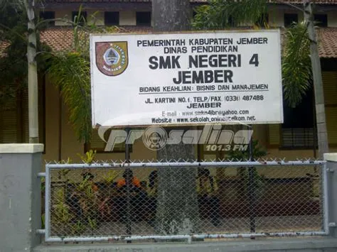 Smkn4 Jember Logo Juara 2 Kejuaraan Nasional Pandalungan Cup UNEJ 2024