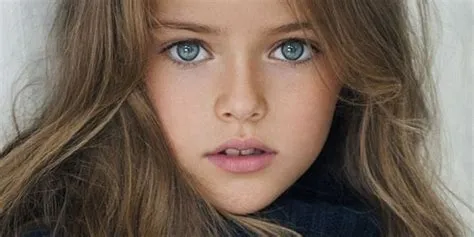 Kristina Pimenova, la plus belle petite fille au monde, top modèle à 10 ...