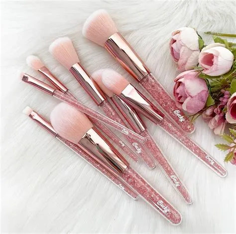 Pink Cute Makeup Brush Set at Angela Lewandowski blog