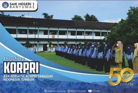 Upacara HUT Korpri ke 50 - SMK N1 Banyumas