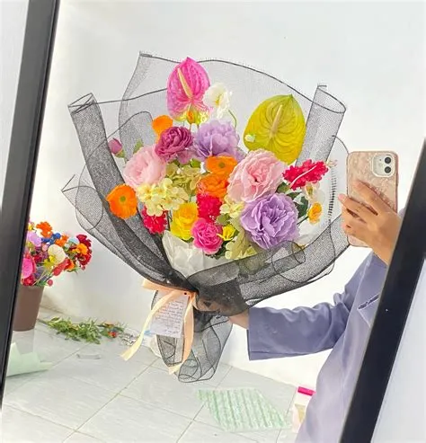 bucket bunga jember - aesthetic florist jember☘ (@velvetflo.co ...