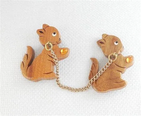 Vintage 1960's Carved Wood Squirrel Scatter Pins Squirrels with Nuts ...