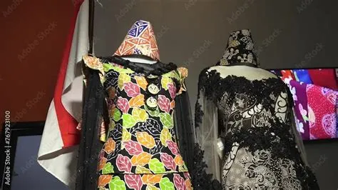 Batik Jember Indonesia, makes traditional batik clothes from East Java ...