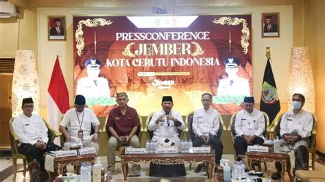 Festival Jember Kota Cerutu Tempat Berkumpulnya Pecinta Gulungan Daun ...