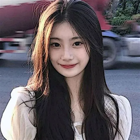 ปักพินโดย Salwa Malik ใน Pin oleh Anda | ทรงผมยาว, ทรงผม, ผมยาว