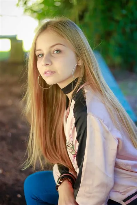 Maedchen im alter 15 jahren Bilder - Kostenloser Download auf Freepik