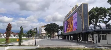 Alun-Alun Jember: Pusat Kehidupan Sosial dan Budaya Kota