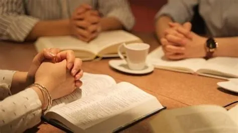 Doa Orang Kristen: Cara Berdoa Agar Tuhan Mau Mendengar