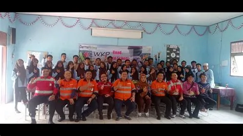 Persiapan Memasuki Dunia Kerja SMK Negeri 1 Kintap - YouTube