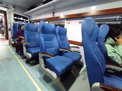 Kereta Ekonomi New Generation Layani Mudik di Stasiun Jember, Ini ...