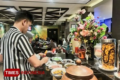 Taste the Local Cuisines during Iftar at Luminor Hotel Jember - TIMES ...