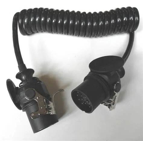 Coiled cable 4 m with 15-pin plug Cable