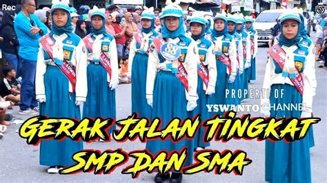 GERAK JALAN LUWUK BANGGAI SULAWESI TENGAH TINGKAT SMP DAN SMA SEDERAJAT ...