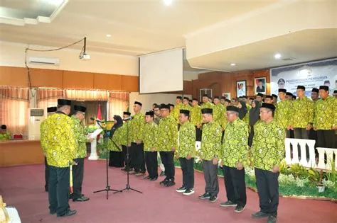 Dihadiri Bupati Soppeng, Pengurus Dewan Masjid Indonesia Kab. Soppeng ...