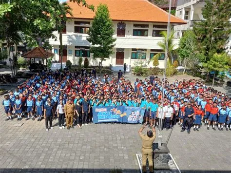 CEK RUTIN KESEHATAN 1 BULAN SEKALI | Diskes Badung