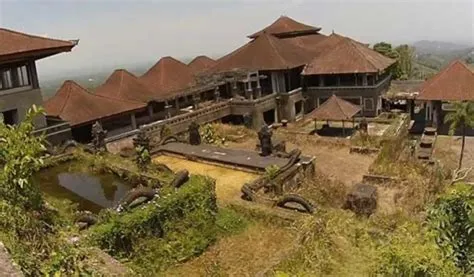 Pondok Indah Hotel Bedugul - Bangunan hotel terbengkalai | KASKUS