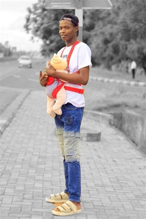 Col L OH - 😭😹😹𝙈𝙄𝙈𝙄 𝙉𝙄𝙆𝙄𝙆𝙐𝙁𝘼 𝙈𝙉𝙄𝙎𝙃𝙊𝙉𝙀 𝙎𝙄𝙈 2 😭😭𝙎𝙄𝘼𝙈𝙄𝙉𝙄 𝙒𝘼𝙏𝙐... | Facebook