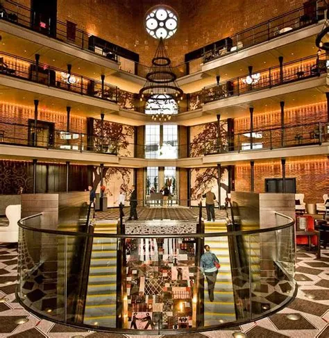 Transformación total. De cárceles a hoteles de lujo