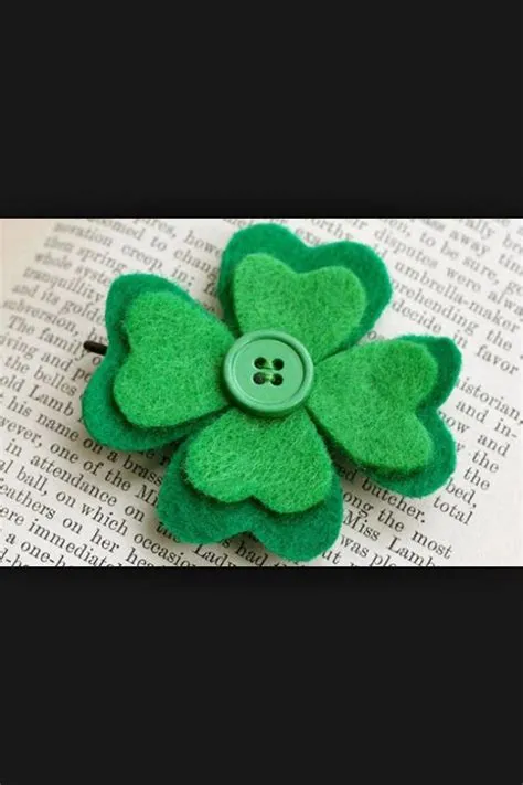 by Shellie Smith on St. Patrick's | St patricks crafts, St patrick ...