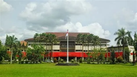 Mengenal Universitas Jember (UNEJ) - Tambah Pinter