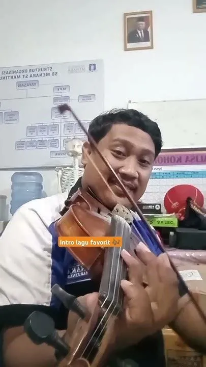 Cover biola tanpa mixxing/Intro lagu Bagindas (4 mata) - YouTube