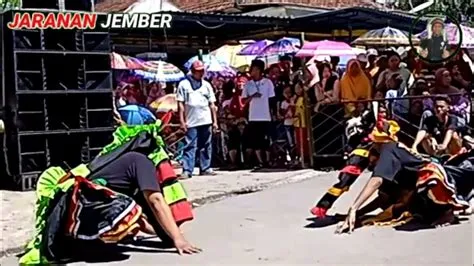 JARANAN KUCINGAN NDADI CONDRO DEWO LIVE GUMUK GEBANG JEMBER - YouTube