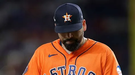 Astros trim 2025 rotation depth with surprise roster decision on ...