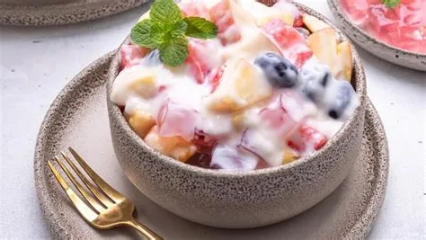 7 Resep Salad Buah Enak, Sehat, dan Menyegarkan dari Sederhana hingga ...