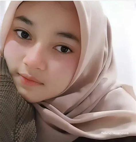 100+ Gaya Foto Aesthetic Hijab Pinterest, Pashmina Paling Keren