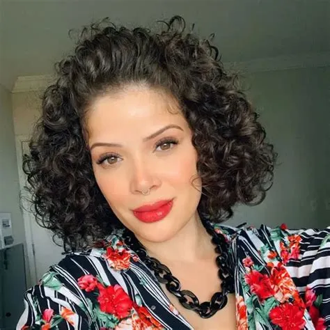 15 Mesmerizing 3B Hairstyles For Your Natural Curls