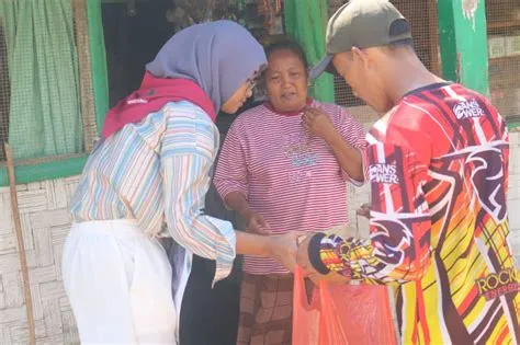 PMI Kab Jember - KSR PMI Dan YDSF Bagikan Daging Qurban Ke Pelosok ...