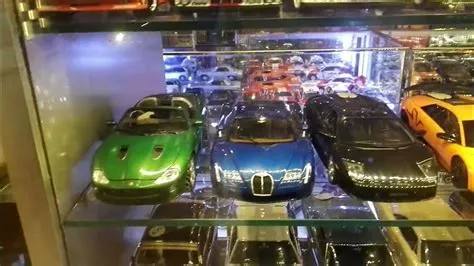 STC Senayan Walking Tour - YouTube