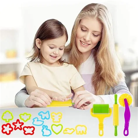 Iuhan KidsPlay Dough Tools Kit, 20 Piece Plastic Clay Cutters and Molds ...