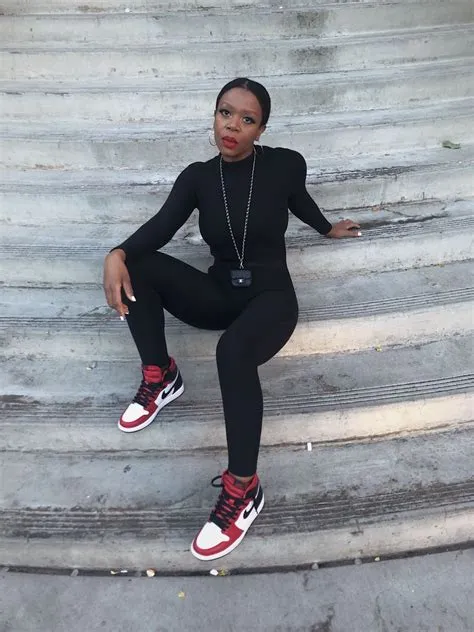 Cathy Mekondo on Instagram: "It snowed today after being nearly 60 ...