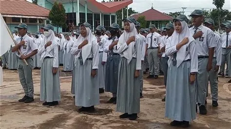 Pelantikan OSIS SMKN 1 Kintap Tahun 2023 - YouTube