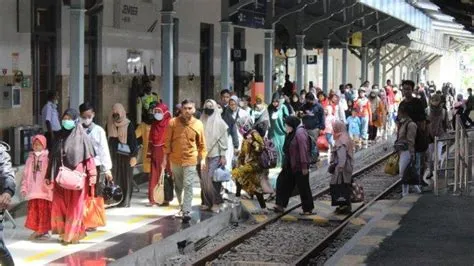 Hingga Akhir Cuti Bersama Lebaran, Penjualan Tiket KAI Daop 9 Jember ...
